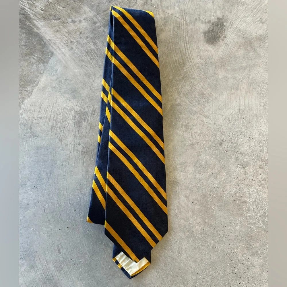 Vintage Brooks Brothers Makers 100% silk blue yellow gold tie striped - Picture 1 of 4